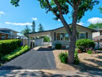 01 119 Bothwell Cres