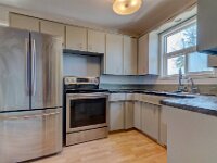 12 119 Bothwell Cres