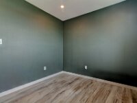 14 17 Longman Rd