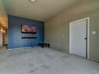 23 17 Longman Rd