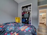 17 245 Edward St