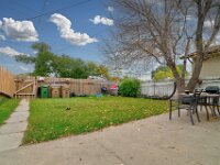 25 245 Edward St