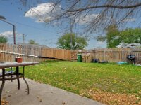 27 245 Edward St