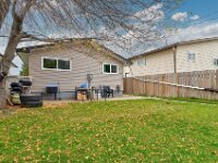 28 245 Edward St