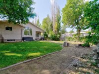 38 25 Elm Bay Lumsden
