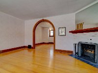 10 2648 Retallack St