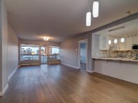 05 301-2300 Broad St