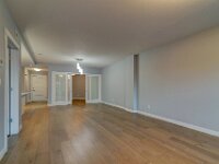 06 301-2300 Broad St