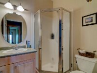 24 3511 Bishop Cres