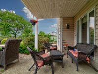 38 3511 Bishop Cres