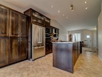11 6343 Hird Cres