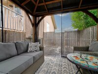 49 751 Bluebird Cres