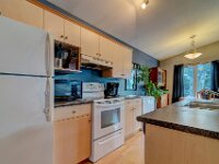 09 908 Connaught St